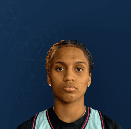Naomi Burnett headshot